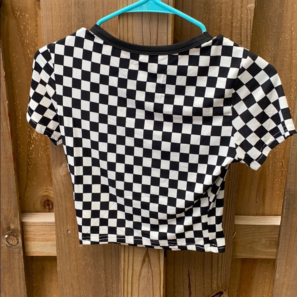 Checkered crop top - Picture 2 of 2